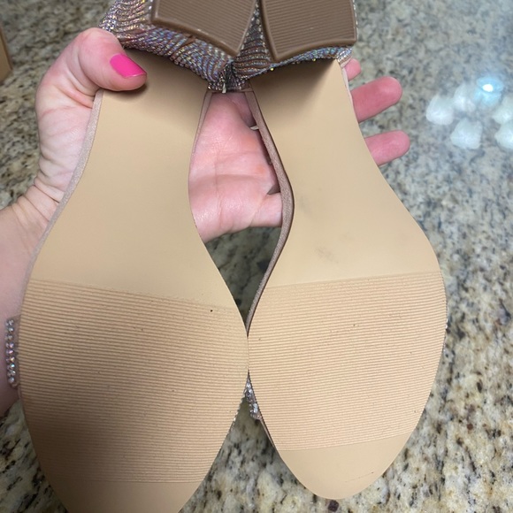 Madden Girl - Picture 6 of 7